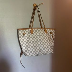 Louis Vuitton Neverfull